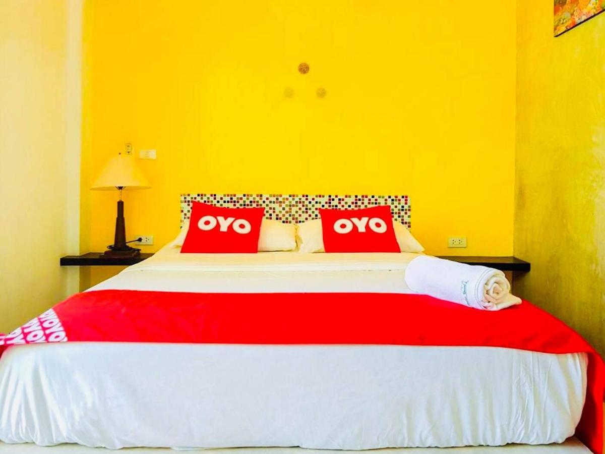 Rawai Whale Resort Bagian luar foto